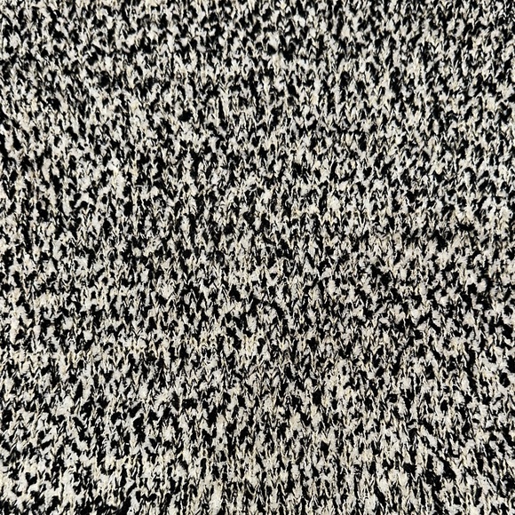 Black and White soft Sweater - Picture 2 of 6